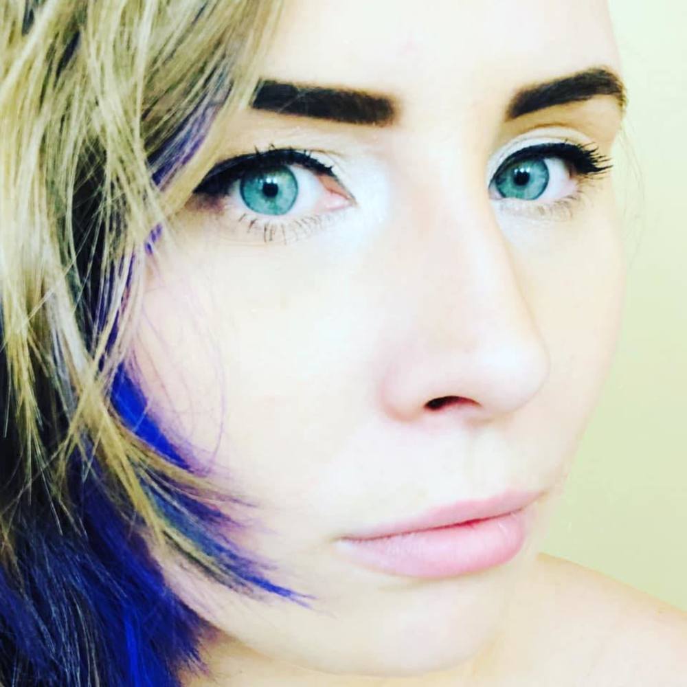 Meet your Posher, Kacey